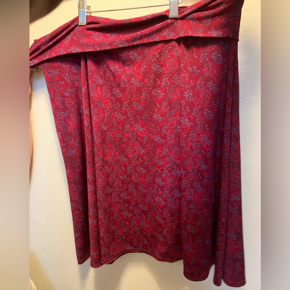 LulaRoe Womens size XL floral skirt